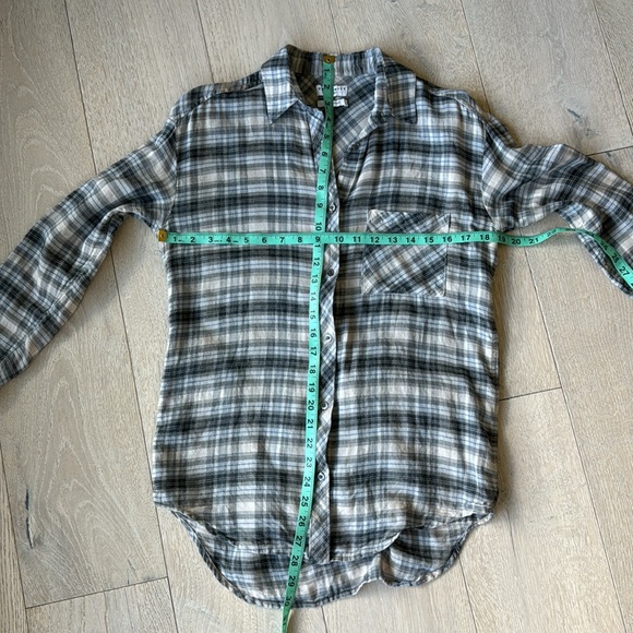 Community ladies linen top - Picture 6 of 6